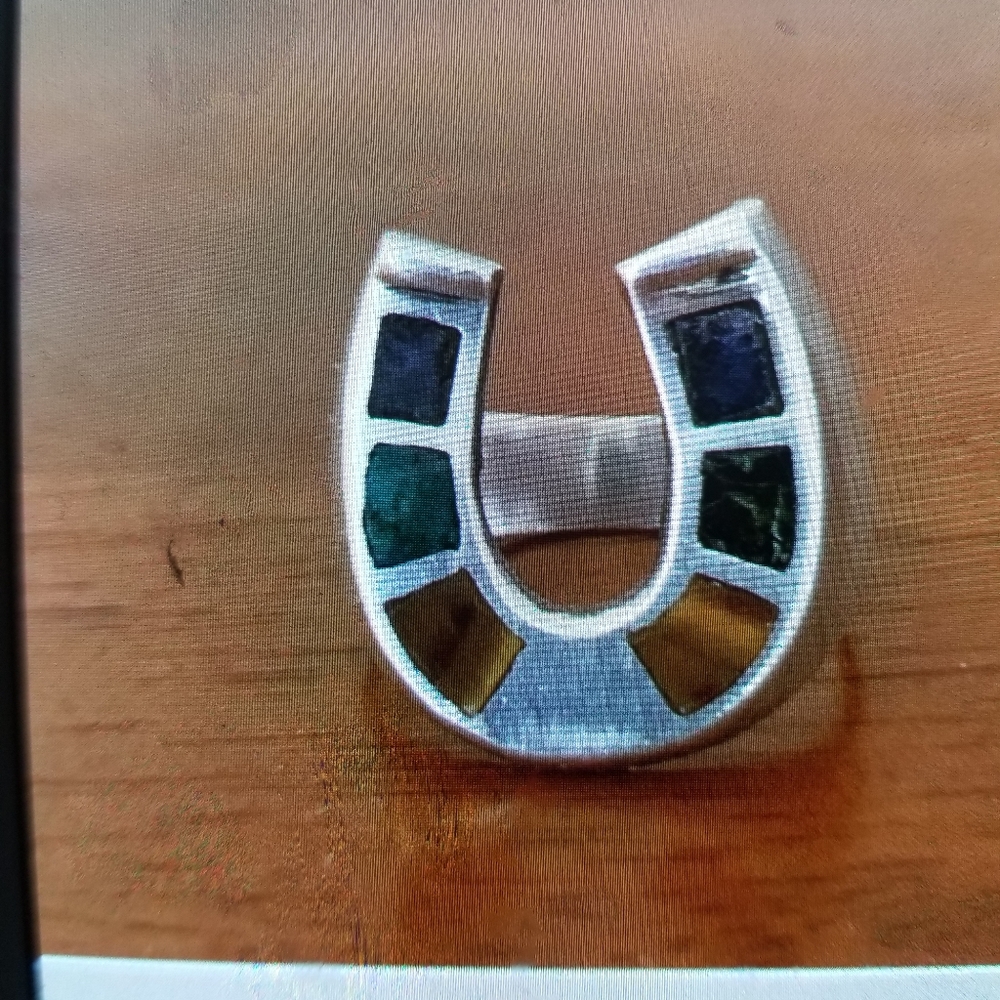 Vintage horseshoe stone  ring